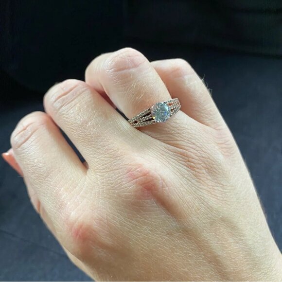 Rose Gold CZ Fashion Ring Size 8 - Picture 10 of 15